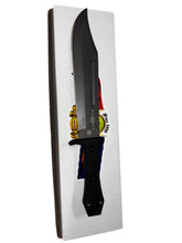 Load image into Gallery viewer, Fight&#39;n Rooster Walkabout Bowie Knife