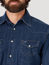 Load image into Gallery viewer, Wrangler Men&#39;s Washed Denim Classic Shirt